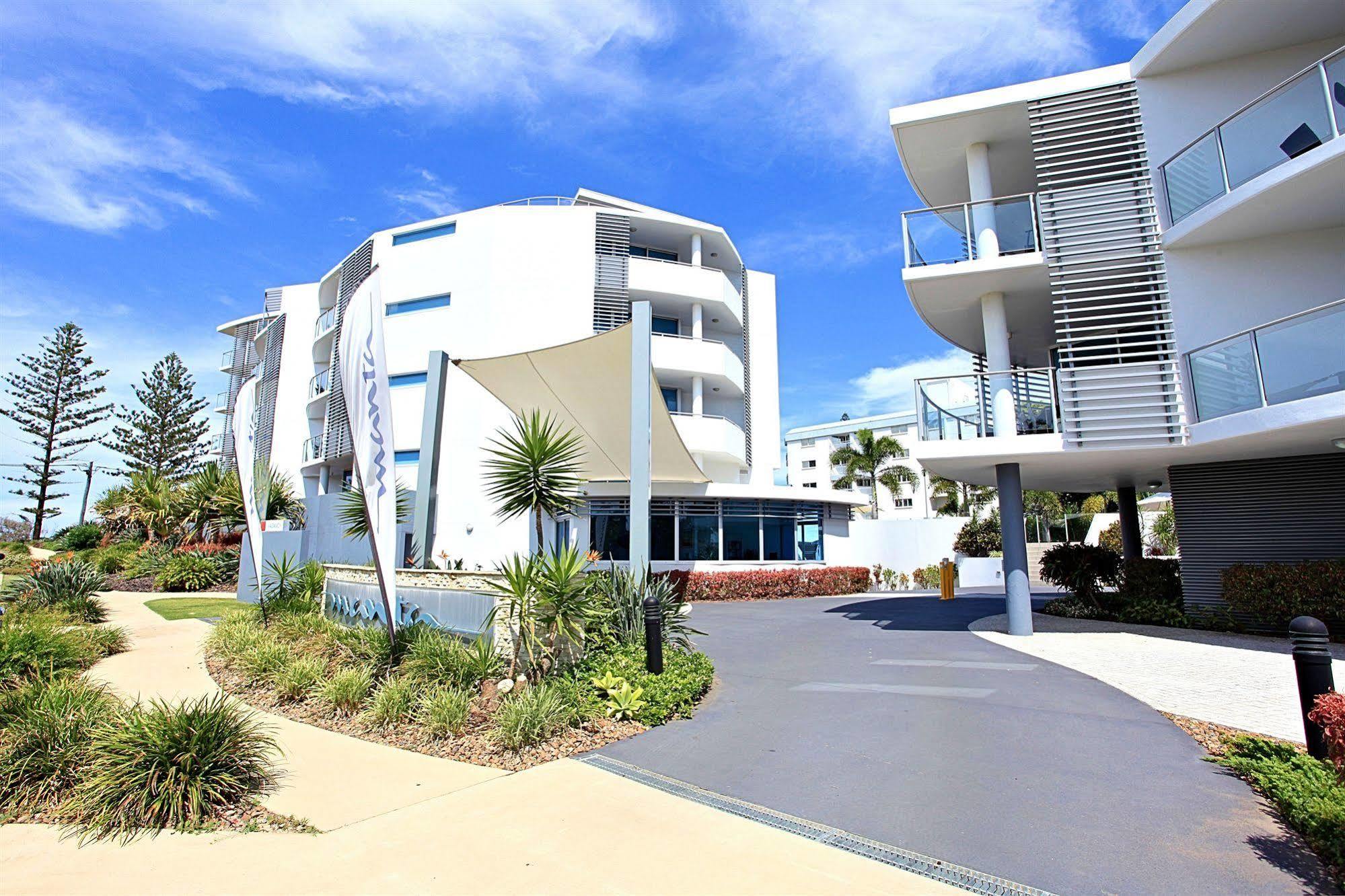 Manta Bargara Hotel Exterior photo