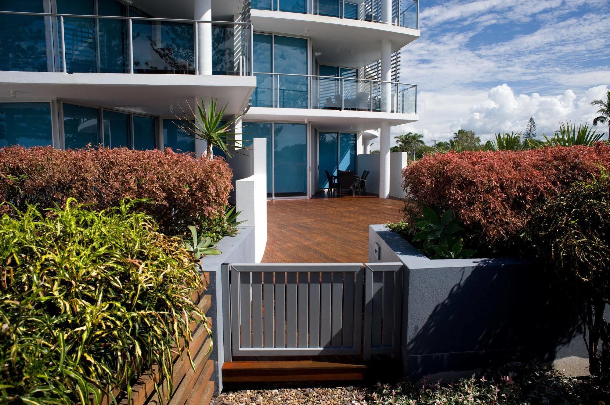 Manta Bargara Hotel Exterior photo